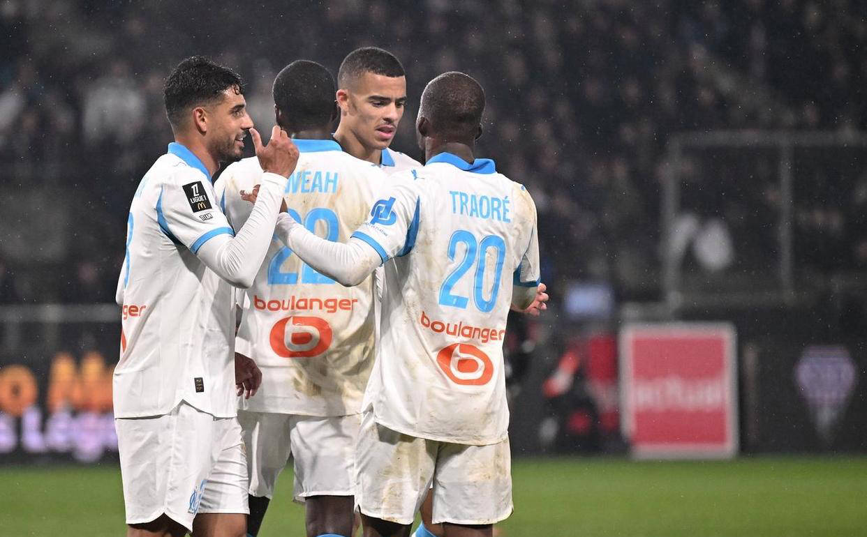 法甲最新积分榜更新:格林伍德领衔5-2大胜,朗斯1-0小胜夺回榜首